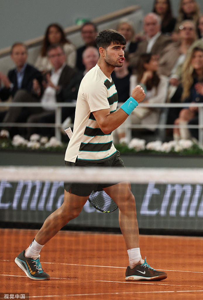 包含戴维斯杯翻盘法网,阿尔卡拉斯统治全场的词条 包含戴维斯杯翻盘法网,阿尔卡拉斯统治全场的词条