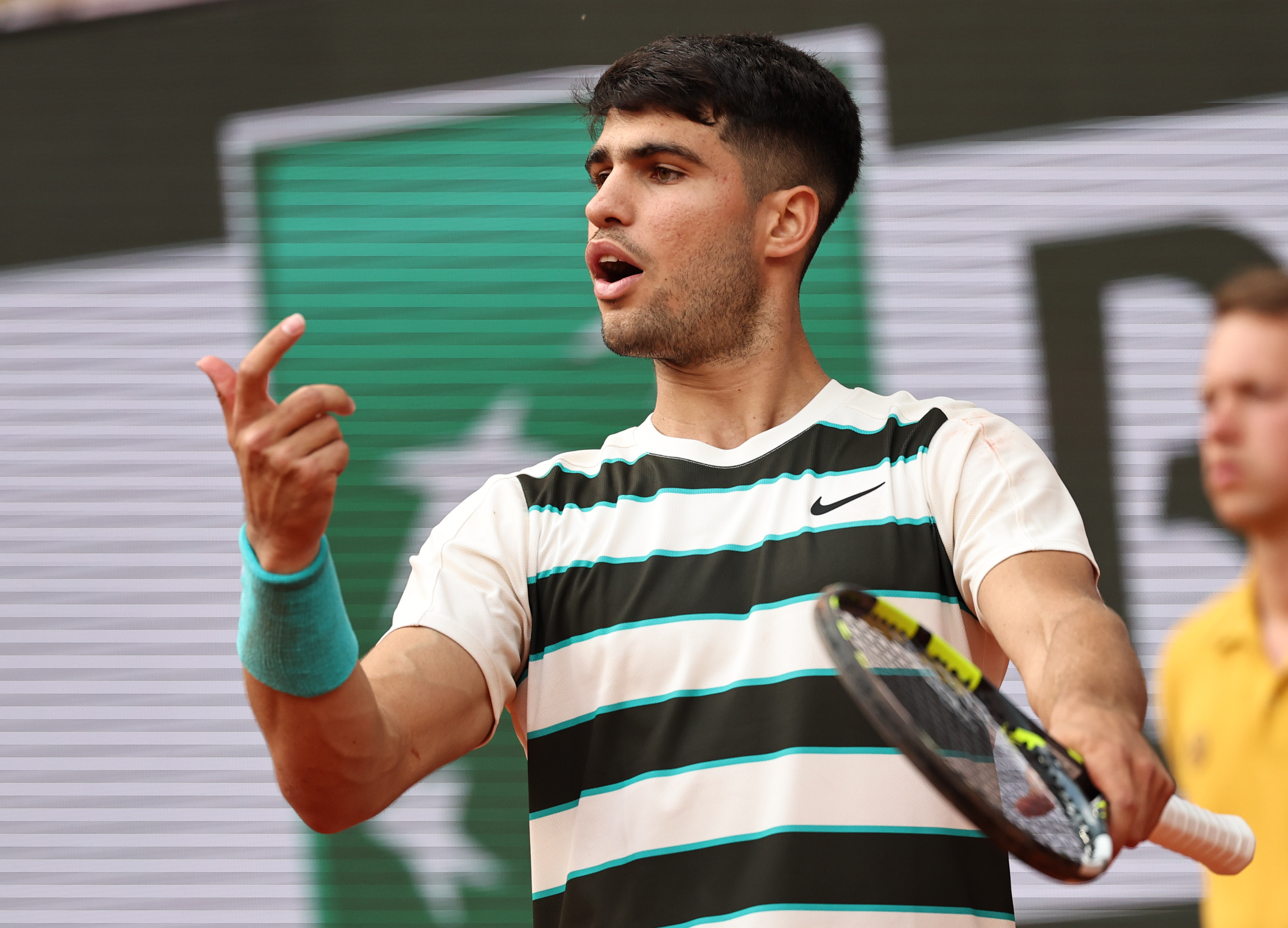 法网逆转澳网,阿尔卡拉斯高光表现 法网逆转澳网,阿尔卡拉斯高光表现