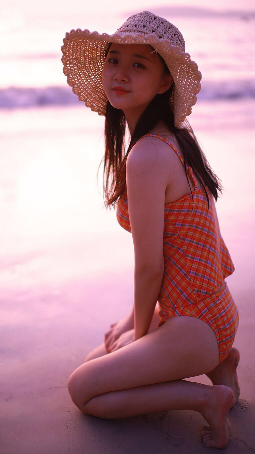 绿茵场与硬木地板的交响，当欧冠硝烟遇见利拉德时间