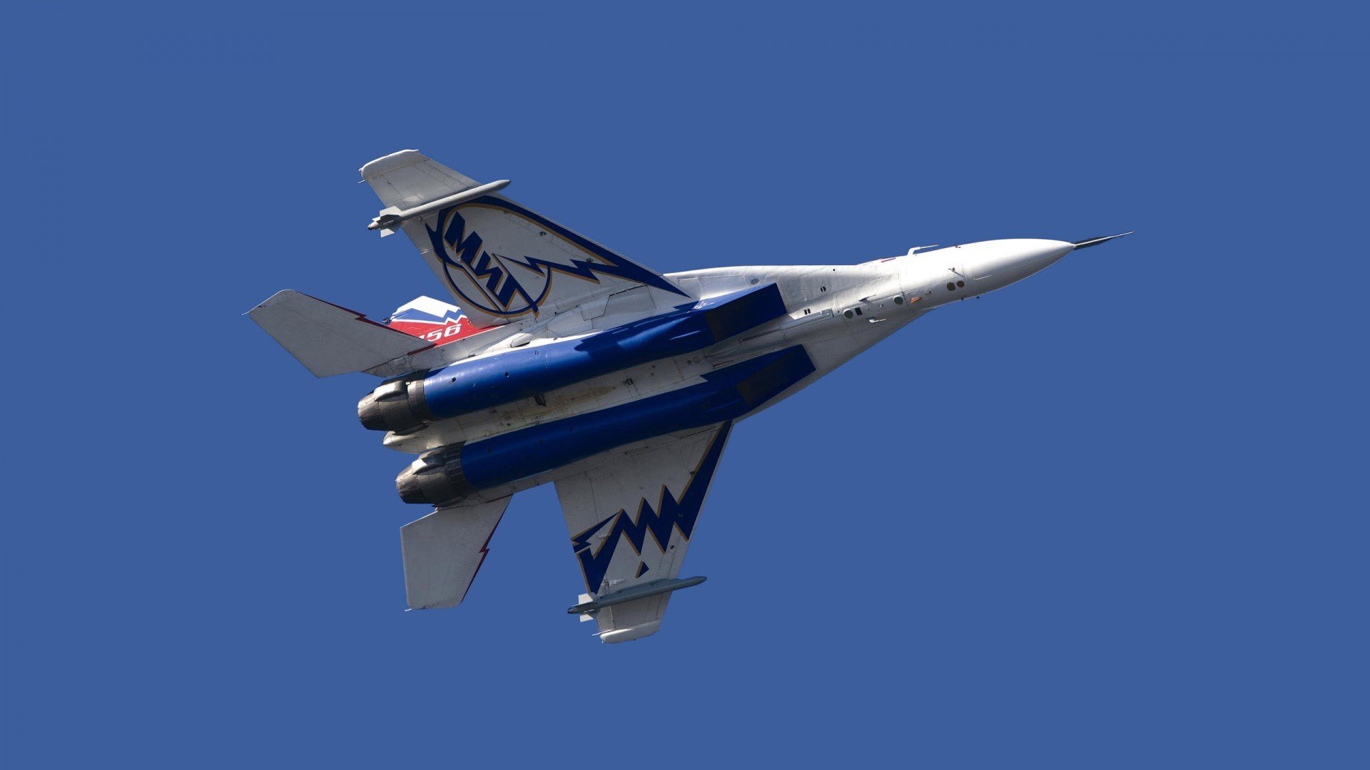 跨洋对决，杰伦·格林的定义之战点燃迈阿密之夜