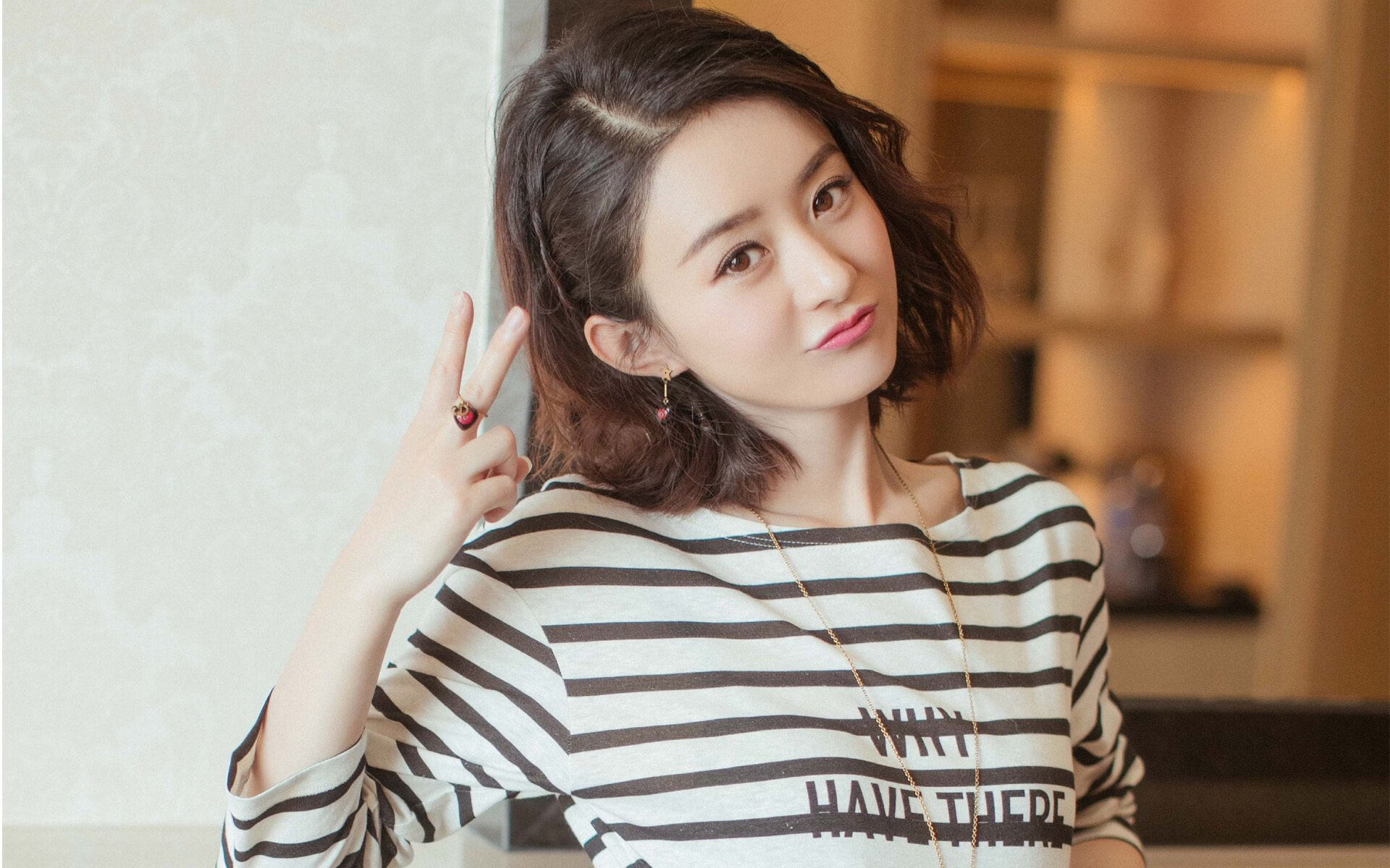 蓝衣军魂在草帽之国,托纳利如何用沉默的节拍让墨西哥狂想曲,在印度弦上戛然而止